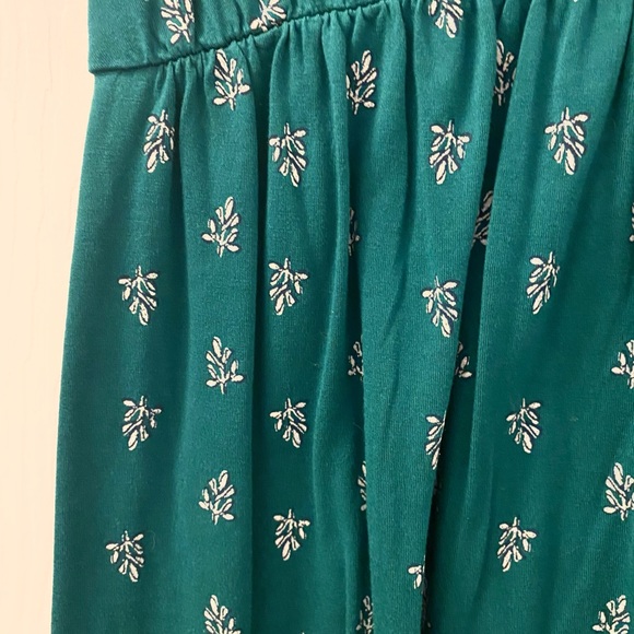 Old Navy Maternity Tank - Picture 2 of 4